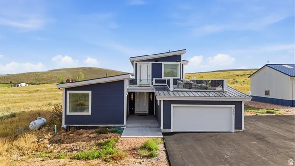 $879,000 | 2747 Country Club Drive, Garden City, UT 84028