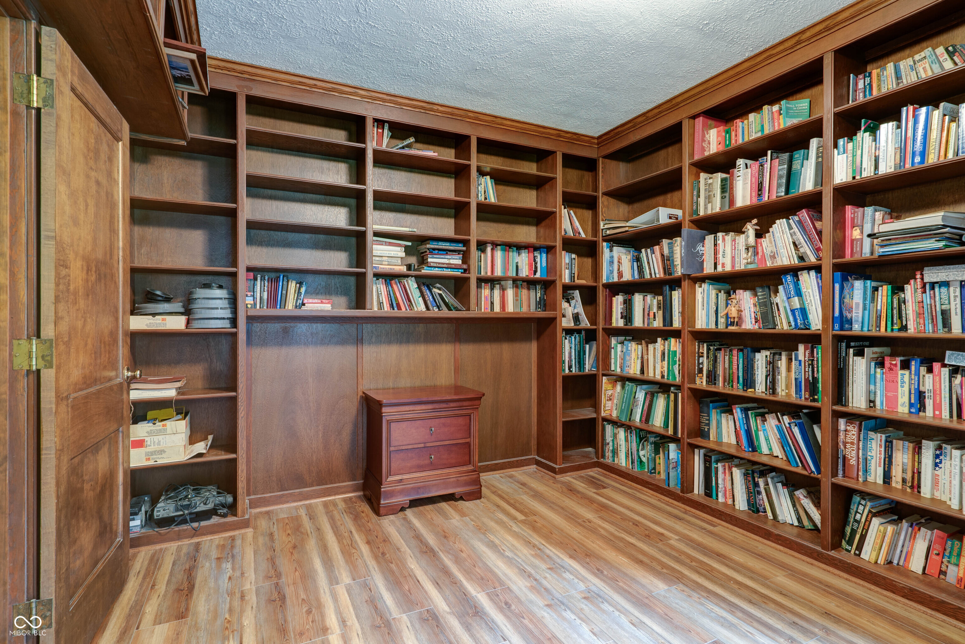 6330 Braewick Road Indianapolis, IN 46226 - Photo 20 of 45 Gallery Image 20