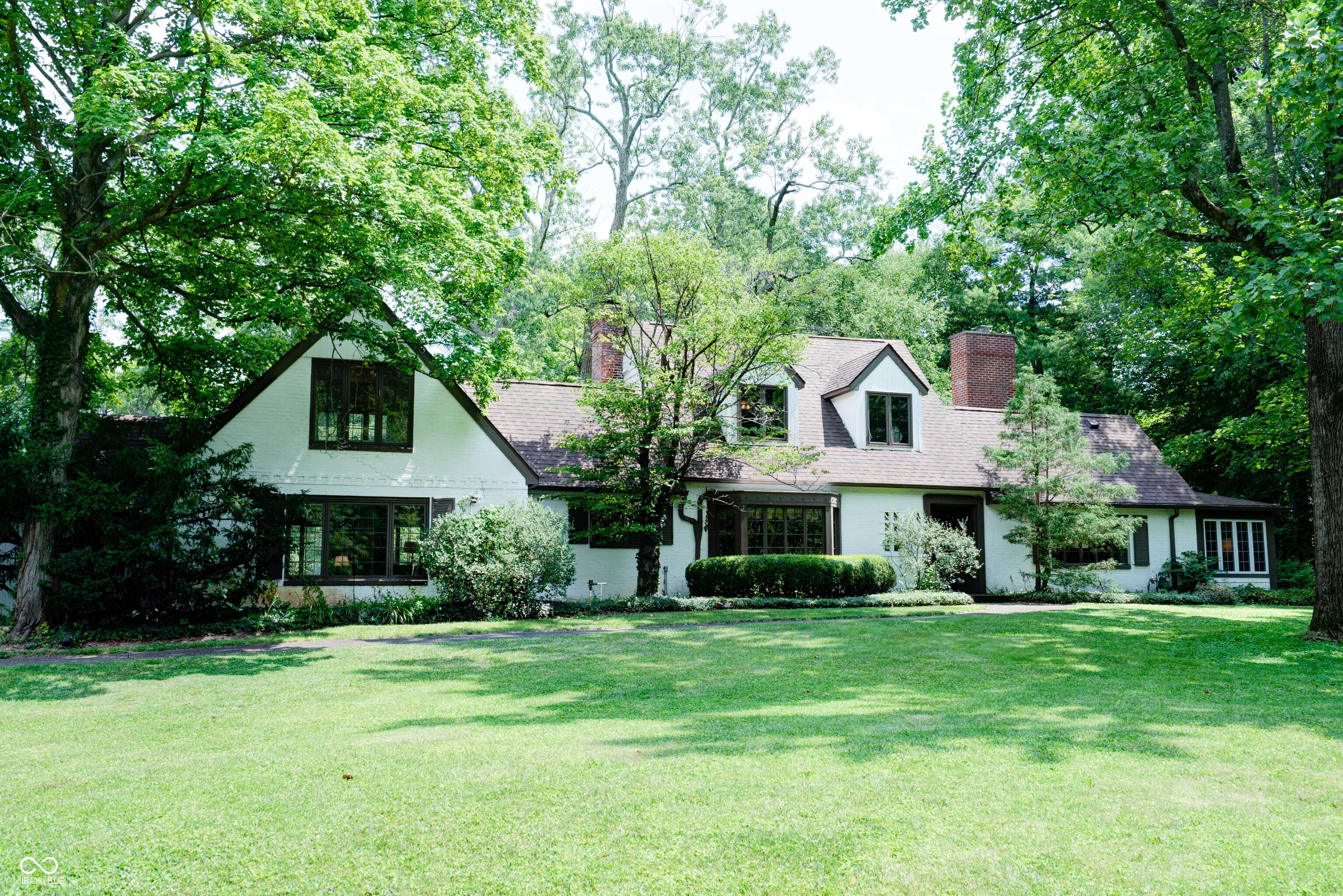 6330 Braewick Road Indianapolis, IN 46226 - Photo 3 of 45 Gallery Image 3