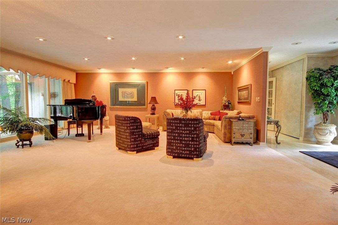 12221 Moss Point Road Strongsville, OH 44136 - Photo 4 of 35 Gallery Image 4