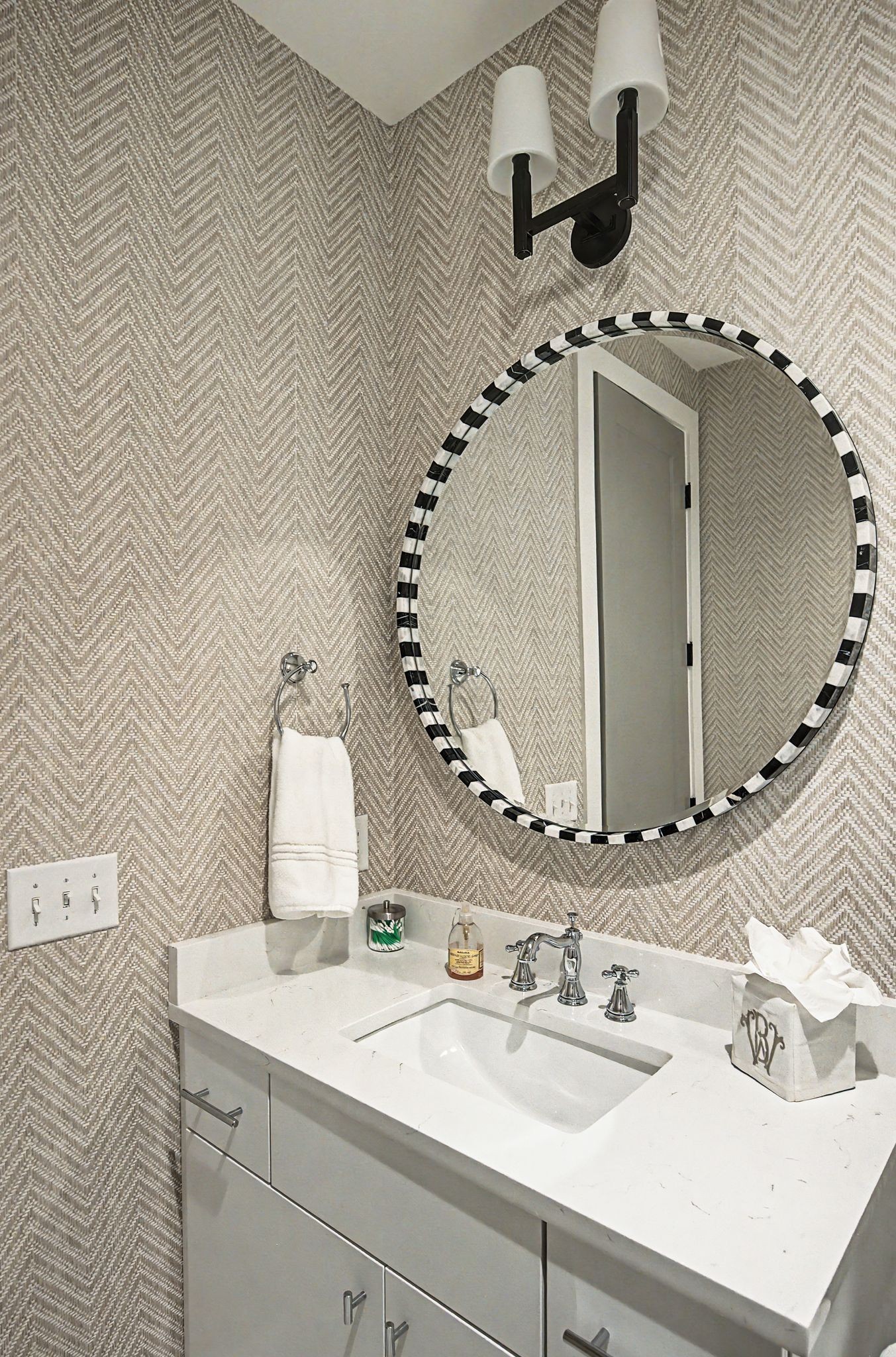 2825 Sugar Tree Road Nashville, TN 37215 - Photo 66 of 89 a bathroom with a sink and a mirror