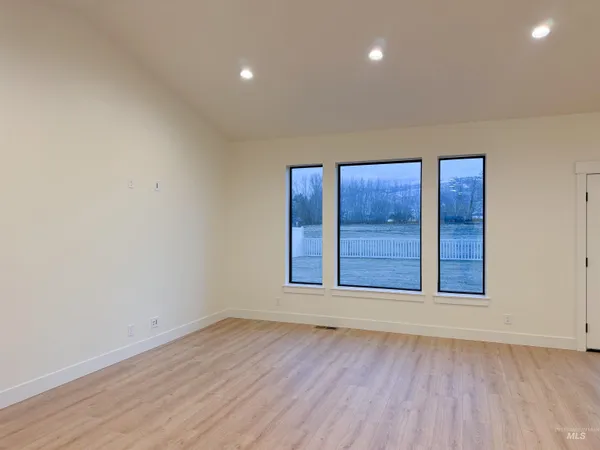 $369,500 | 245 Whitman Street, Albion, ID 83311