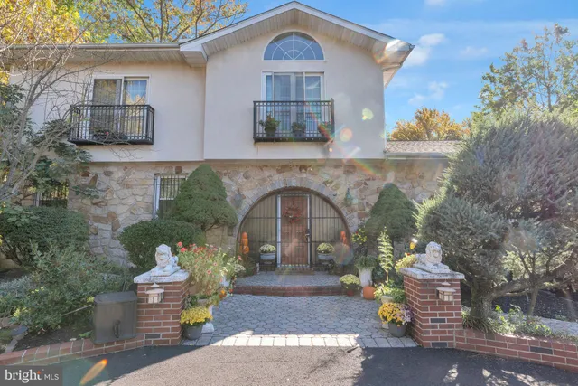 $824,500 | 4387 Bensalem Boulevard, Bensalem, PA 19020