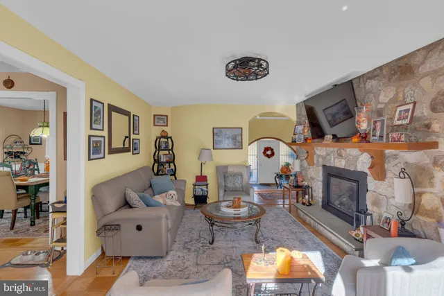 $824,500 | 4387 Bensalem Boulevard, Bensalem, PA 19020