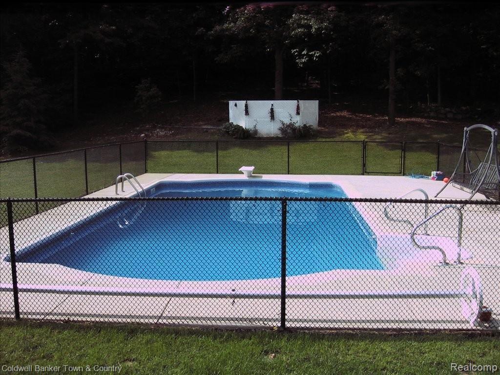 1963 Sundance Ridge Howell, MI 48843 - Photo 21 of 24 IMG_1838