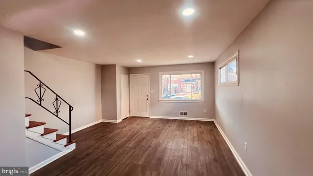 $1,700 | 4413 Fenor Road, Halethorpe, MD 21227