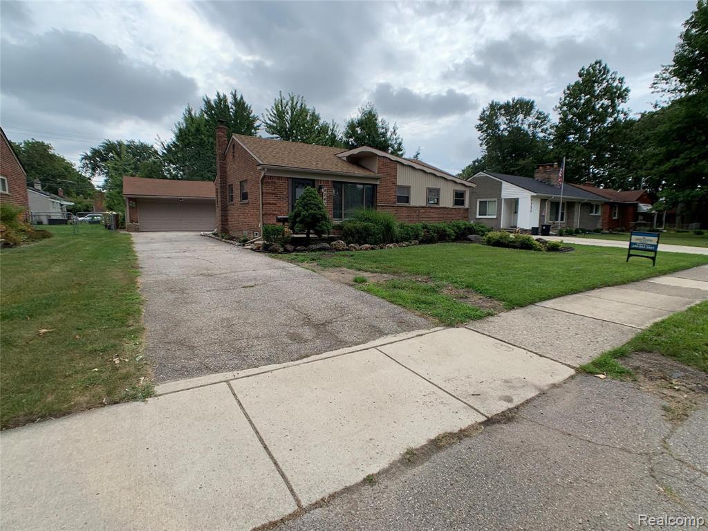9240 Merriman Road Livonia, MI 48150 - Photo 3 of 19