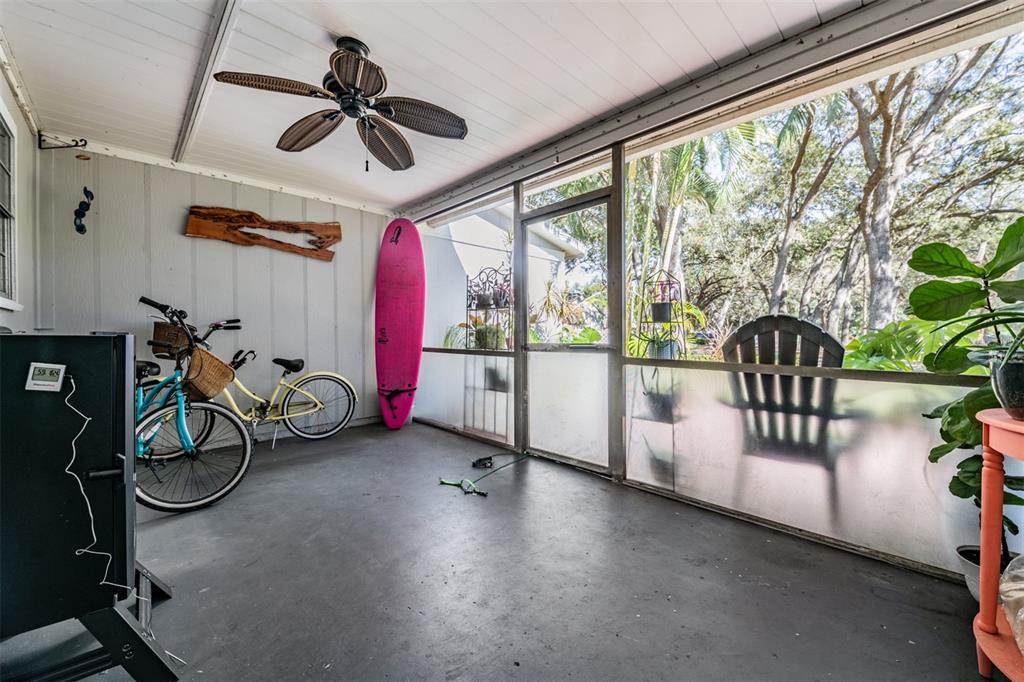 611 St Henry Drive Brandon, FL 33511 - Photo 21 of 34 a view of a room with gym equipment