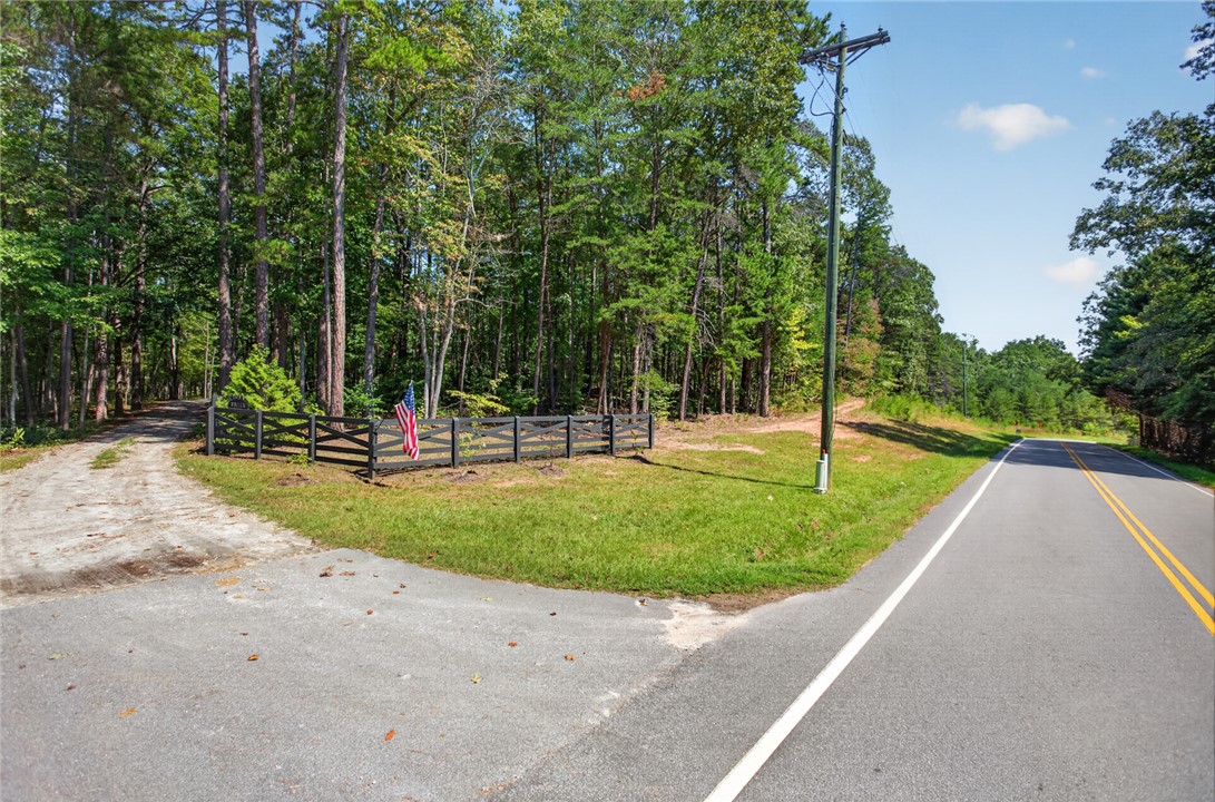 9 B Welcome Church Road Westminster, SC 29693 - Photo 3 of 18 Gallery Image 3