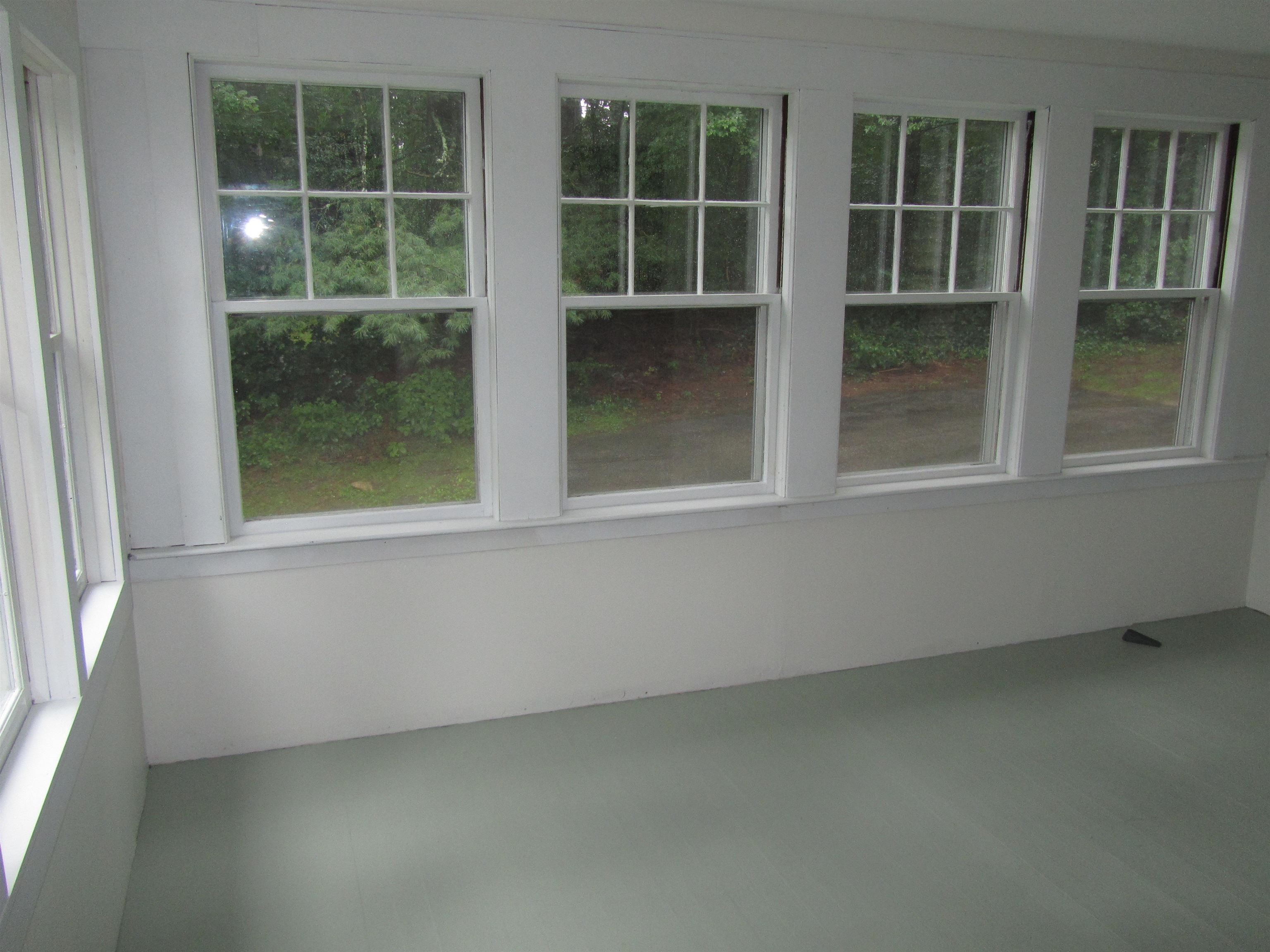 356 Main Dunstable Road Nashua, NH 03062 - Photo 5 of 39
