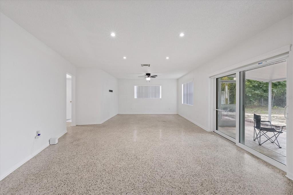 6495 Fairlawn Street Spring Hill, FL 34606 - Photo 15 of 42