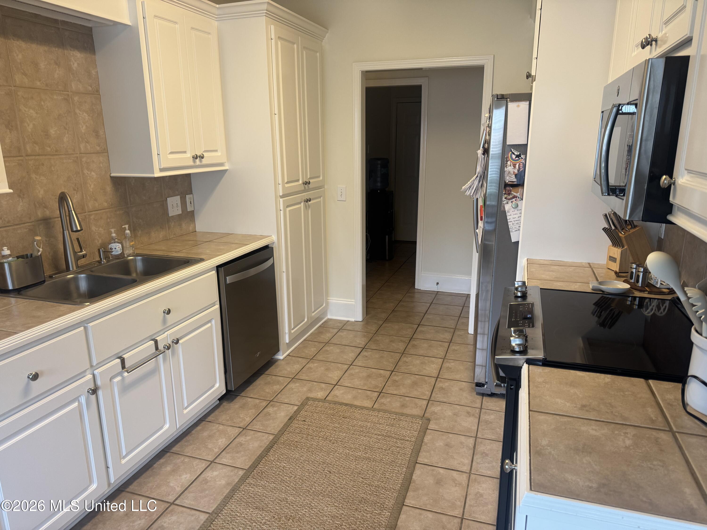 128 Seville Way Madison, MS 39110 - Photo 10 of 24 IMG_8769