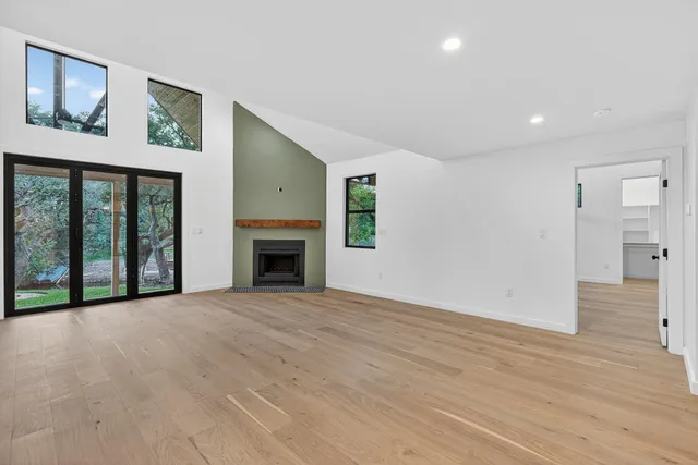 $4,200 | 308 Mountain View, Sunrise Beach, TX 78643