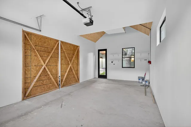 $4,200 | 308 Mountain View, Sunrise Beach, TX 78643