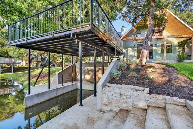 $4,200 | 308 Mountain View, Sunrise Beach, TX 78643