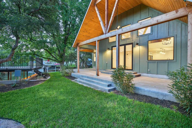 $4,200 | 308 Mountain View, Sunrise Beach, TX 78643