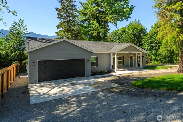 $440,000 | 45332 Limestone Street, Concrete, WA 98237