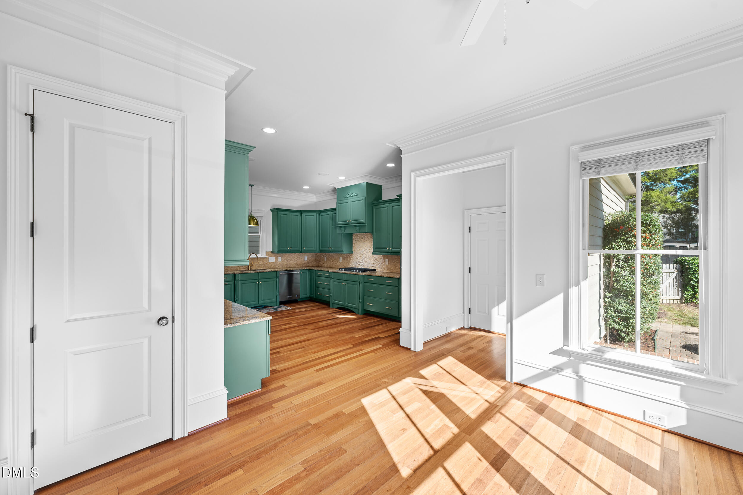 3100 Raymond Street Raleigh, NC 27607 - Photo 20 of 49 15_15 -3100 raymont st, interior