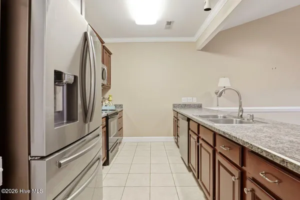 $253,000 | 2108 Dovedale Drive, Unit B, Greenville, NC 27834