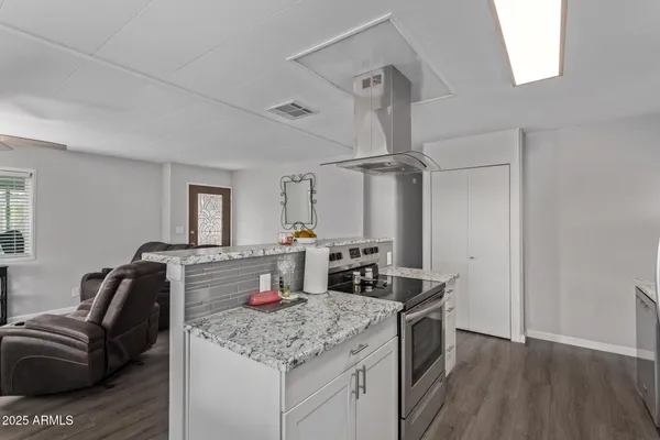 $95,000 | 2650 West Union Hills Drive, Unit 108, Phoenix, AZ 85027