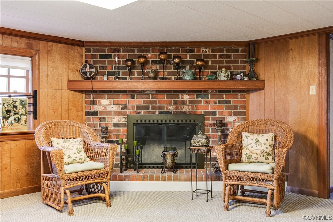 1430 Bloomfield Road Richmond, VA 23225 - Photo 32 of 47 a living room with furniture