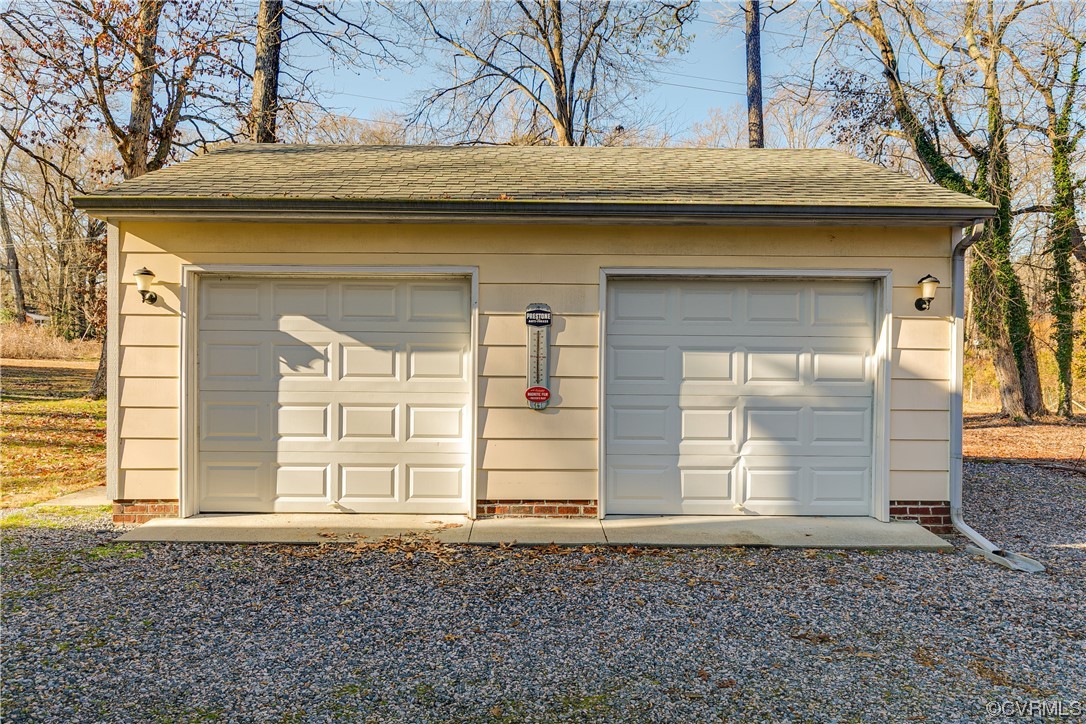 1430 Bloomfield Road Richmond, VA 23225 - Photo 40 of 47 a front view of a house