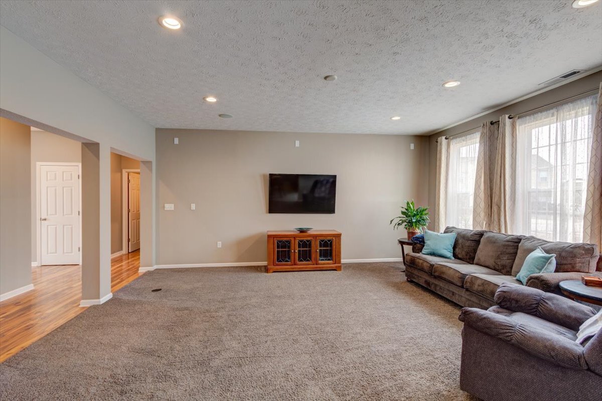 2260 Bluewing Road Greenwood, IN 46143 - Photo 11 of 63 Gallery Image 11