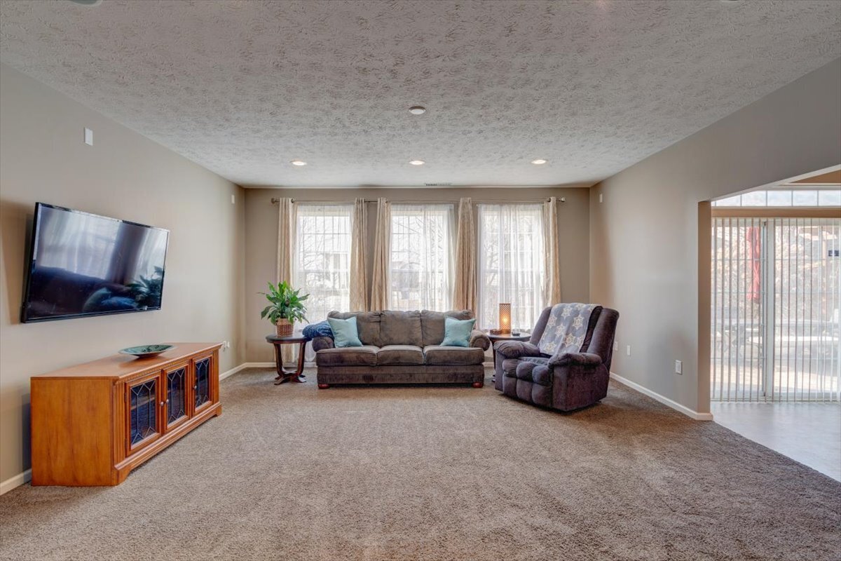2260 Bluewing Road Greenwood, IN 46143 - Photo 12 of 63 Gallery Image 12