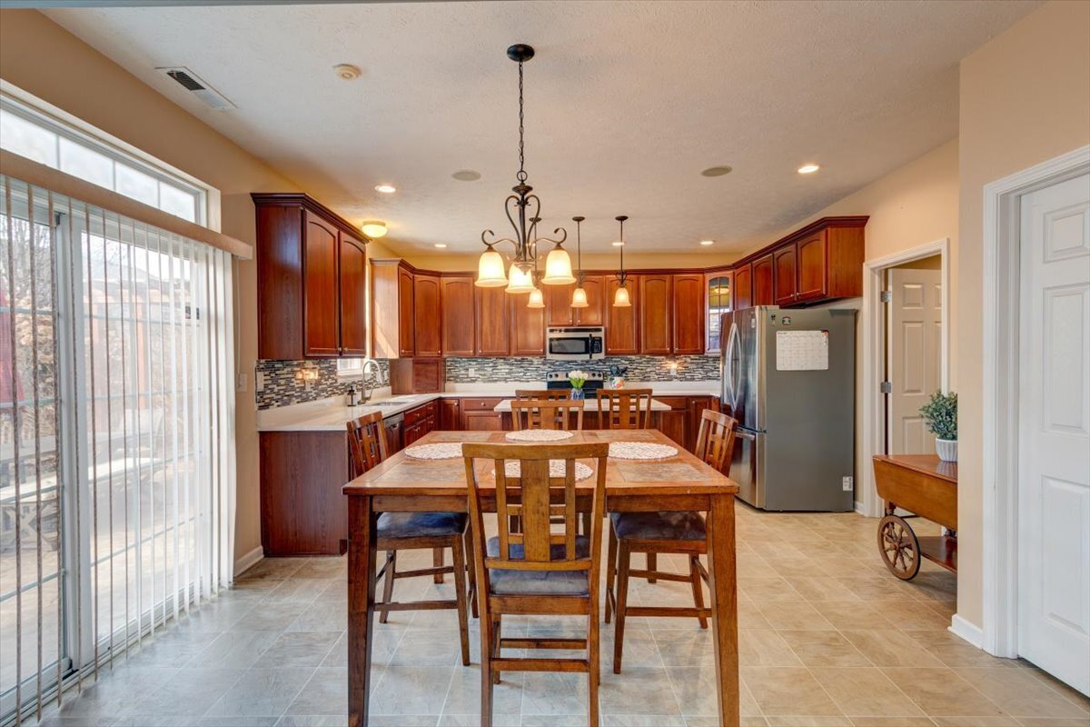 2260 Bluewing Road Greenwood, IN 46143 - Photo 17 of 63 Gallery Image 17