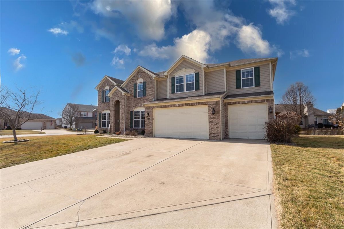 2260 Bluewing Road Greenwood, IN 46143 - Photo 2 of 63 Gallery Image 2