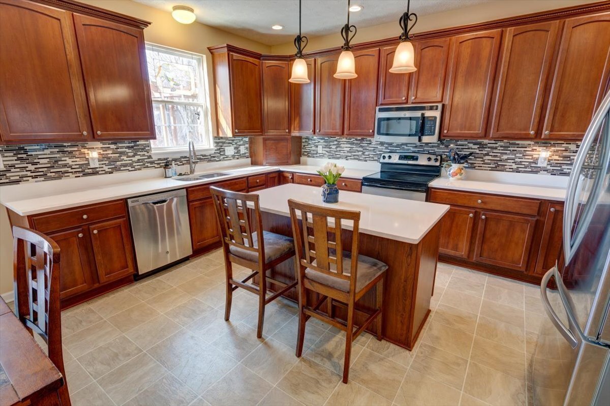 2260 Bluewing Road Greenwood, IN 46143 - Photo 22 of 63 Gallery Image 22