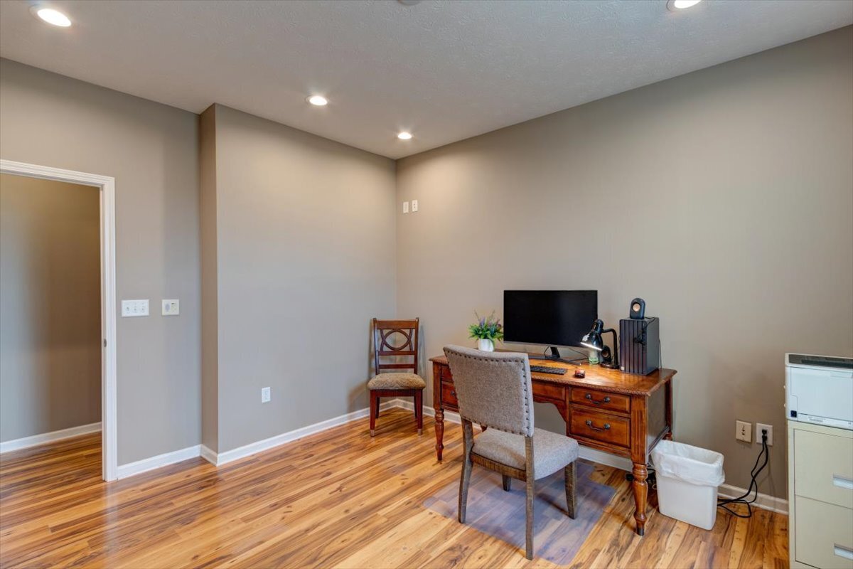2260 Bluewing Road Greenwood, IN 46143 - Photo 27 of 63 Gallery Image 27