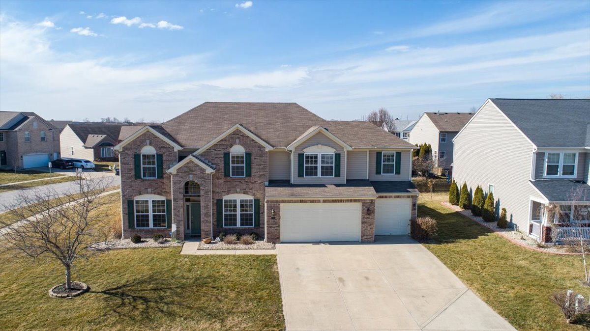 2260 Bluewing Road Greenwood, IN 46143 - Photo 3 of 63 Gallery Image 3