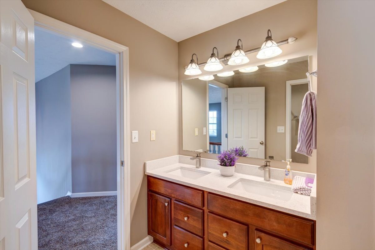 2260 Bluewing Road Greenwood, IN 46143 - Photo 43 of 63 Gallery Image 43