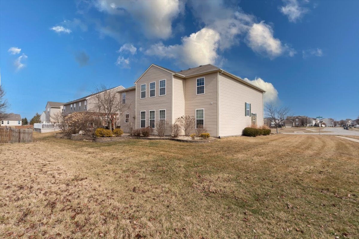 2260 Bluewing Road Greenwood, IN 46143 - Photo 54 of 63 Gallery Image 54