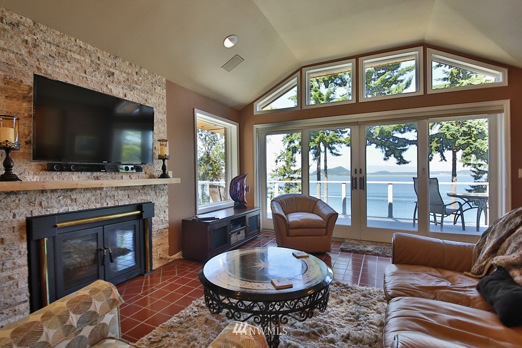 3348 Green Road Oak Harbor, WA 98277 - Photo 11 of 25 Gallery Image 11