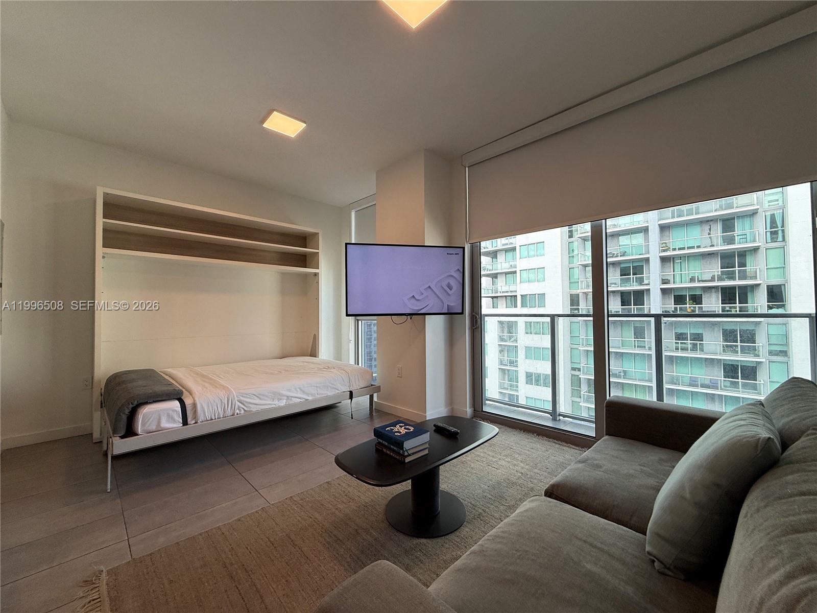 227 Northeast 2nd Street, Unit 2911 Miami, FL 33132 - Photo 14 of 35