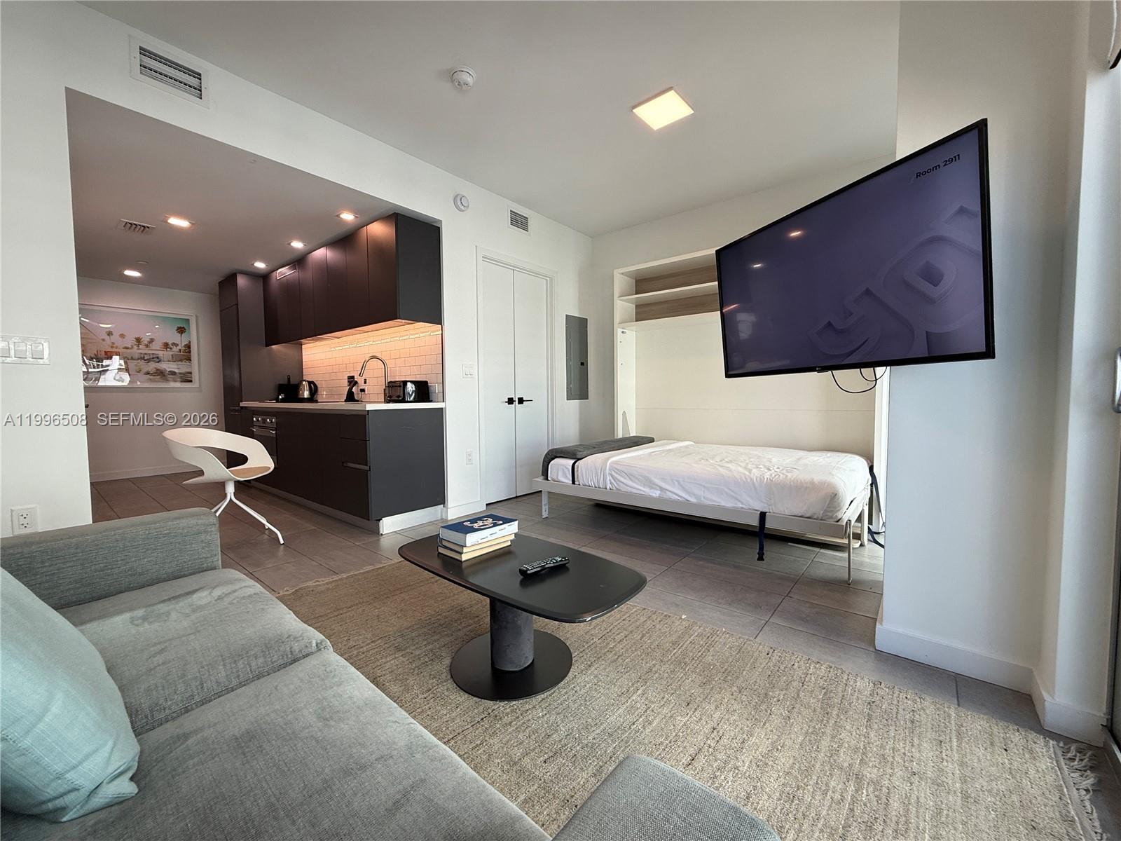 227 Northeast 2nd Street, Unit 2911 Miami, FL 33132 - Photo 15 of 35