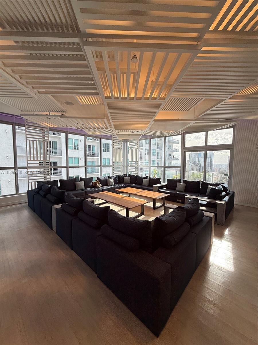 227 Northeast 2nd Street, Unit 2911 Miami, FL 33132 - Photo 27 of 35