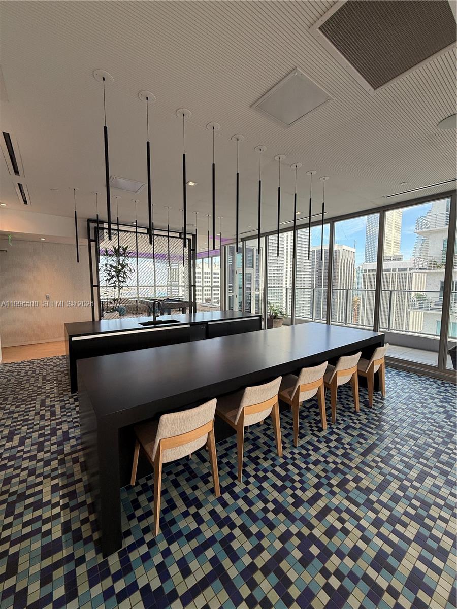 227 Northeast 2nd Street, Unit 2911 Miami, FL 33132 - Photo 28 of 35