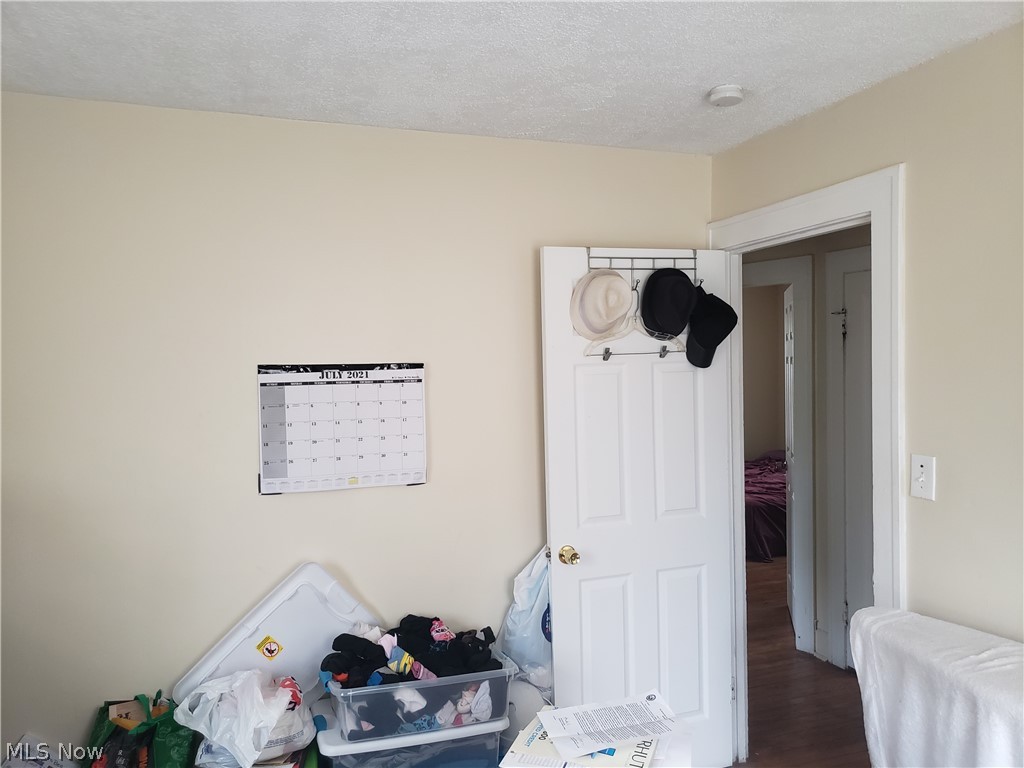 1032 Helmsdale Road Cleveland Heights, OH 44112 - Photo 14 of 23