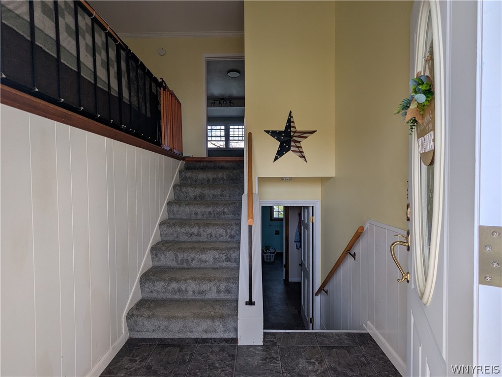 10 Liberty Street Perry, NY 14530 - Photo 5 of 50 Entry door view