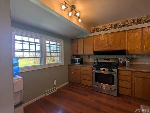 $215,000 | 10 Liberty Street, Perry, NY 14530