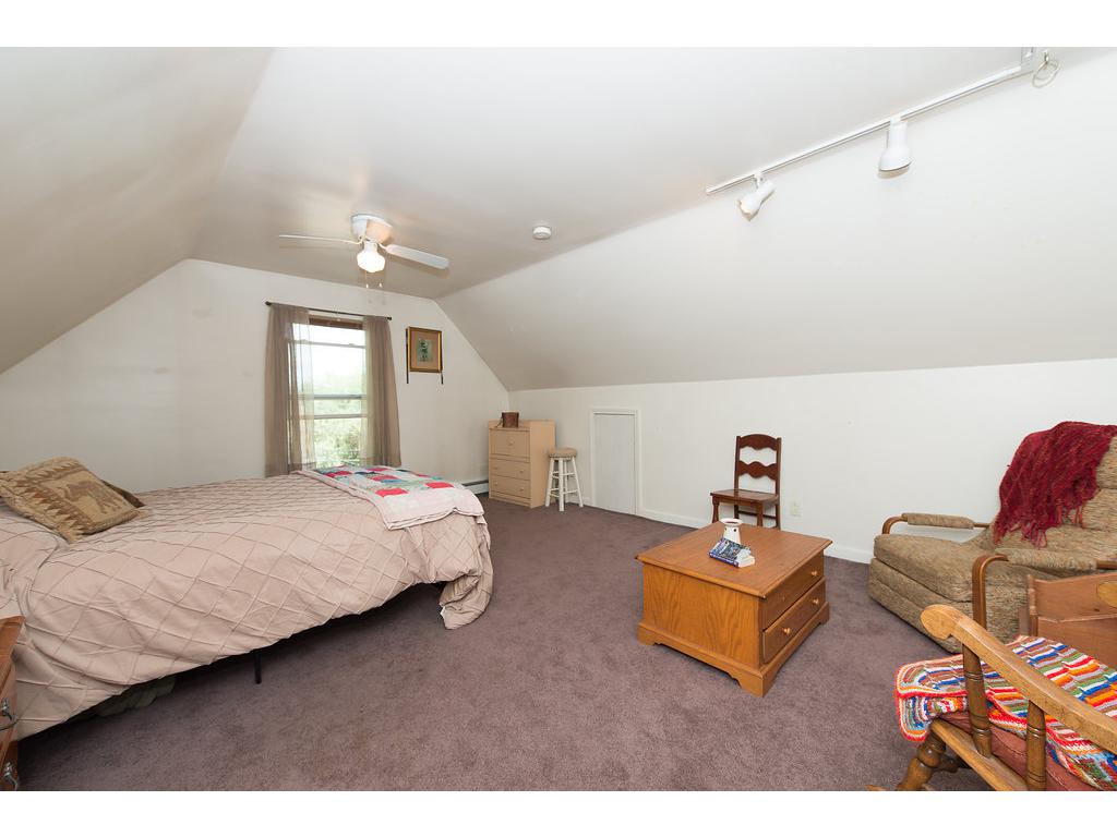 11 Woodlawn Road Raymond, NH 03077 - Photo 14 of 36 Gallery Image 14