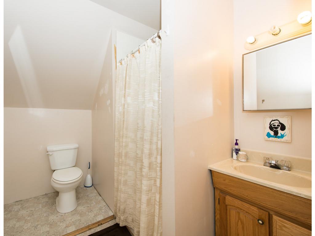 11 Woodlawn Road Raymond, NH 03077 - Photo 18 of 36 Gallery Image 18
