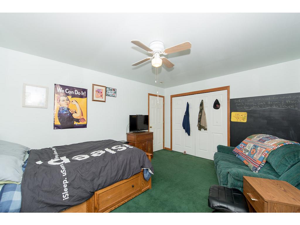 11 Woodlawn Road Raymond, NH 03077 - Photo 27 of 36 Gallery Image 27