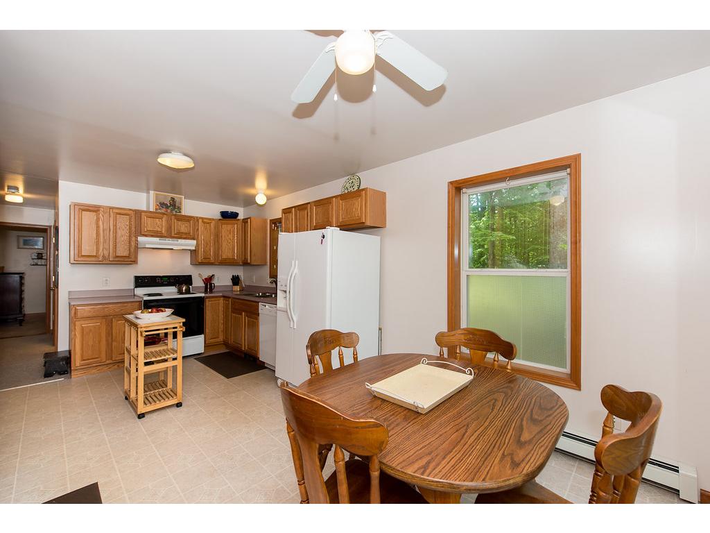 11 Woodlawn Road Raymond, NH 03077 - Photo 9 of 36 Gallery Image 9