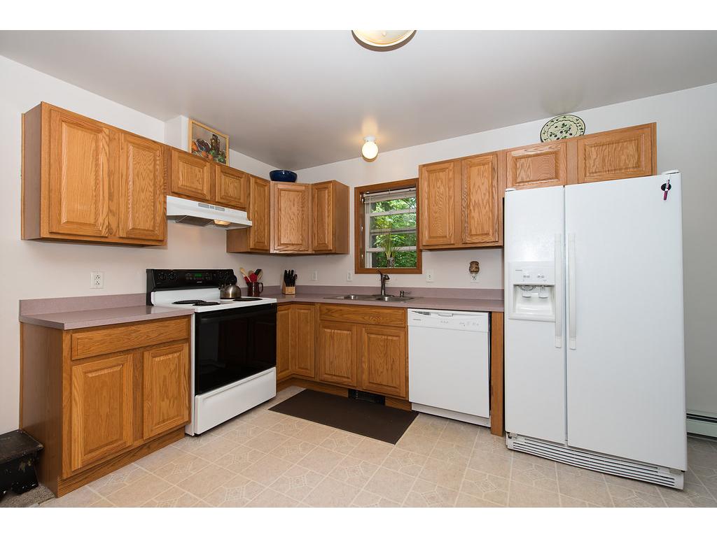 11 Woodlawn Road Raymond, NH 03077 - Photo 10 of 36 Gallery Image 10