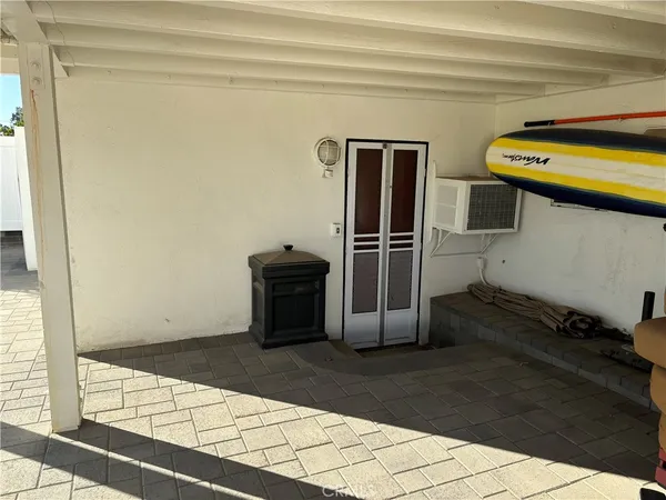 $1,700 | 2126 Grandview Drive, Camarillo, CA 93010