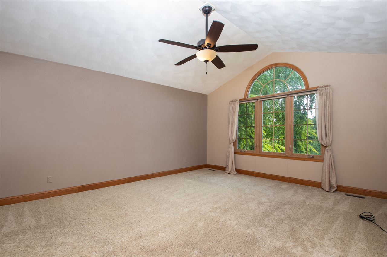 9435 Ridgeview Road Belvidere, IL 61008 - Photo 11 of 25 Gallery Image 11